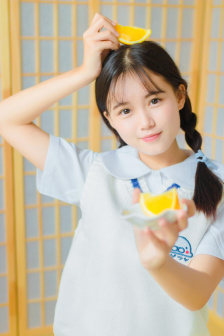 《年轻女教师3》电影